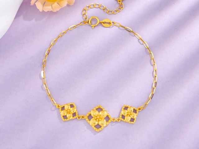 国际黄金价格今日多少美元/盎司（2026/02/06）