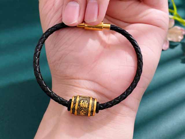 香港六福铂金多少钱一克（2026年01月15日）