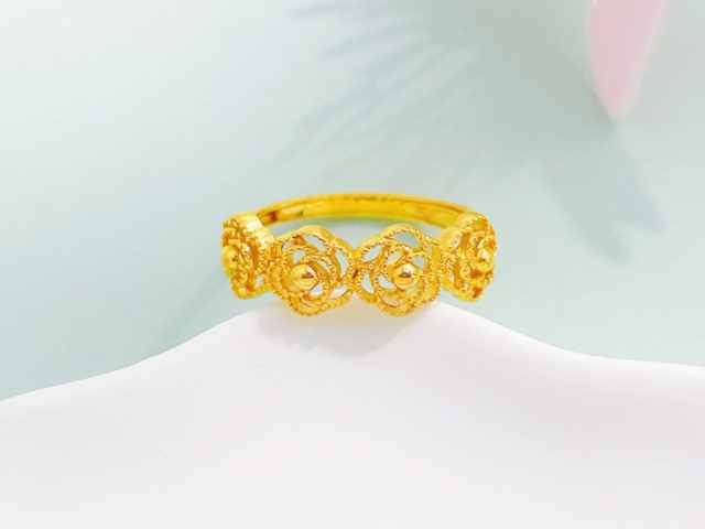 2025年扇形金银蛇纪念币价格（2026年03月05日）