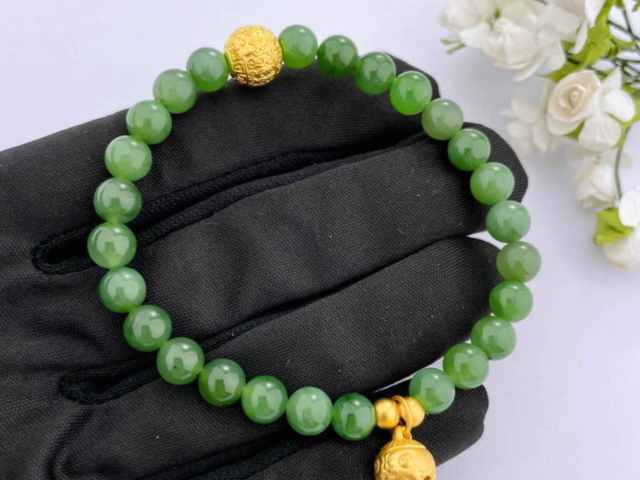 香港六福金条价格今天多少一克（2026年02月05日）