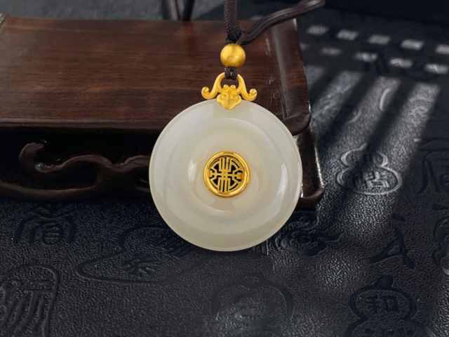 熊猫加字纪念银币价格(2026年2月18日)