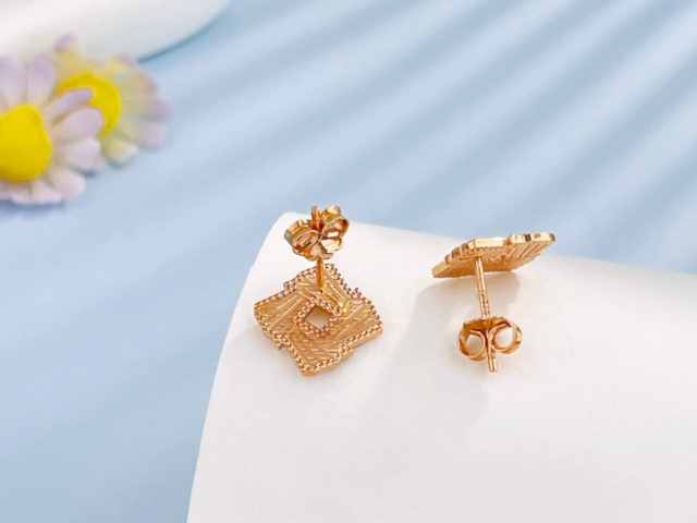 银币今日多少价（2026年04月04日）