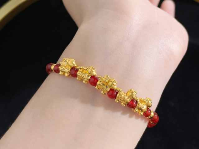 蛇年金条价格今天多少一克（2026年01月16日）