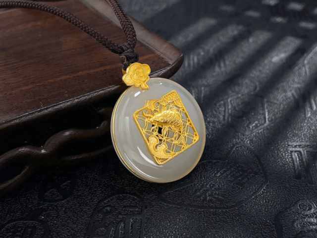 2025版熊猫纪念币100克精制金币现在市场价是多少（2026年01月20日）