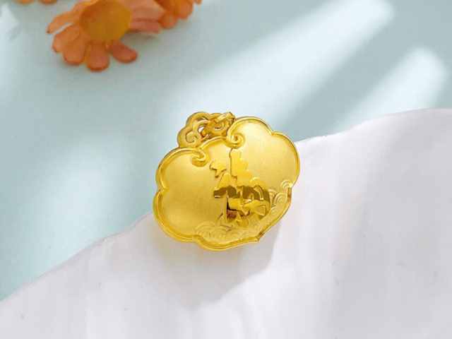 特朗普借非农再吁降息黄金震荡