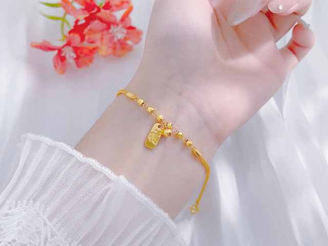 齐鲁金店铂金990今天回收一克多少钱（2026年02月06日）