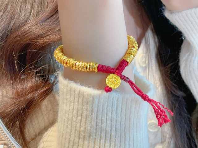 今日水贝18K金回收价格查询（2026年2月19日）