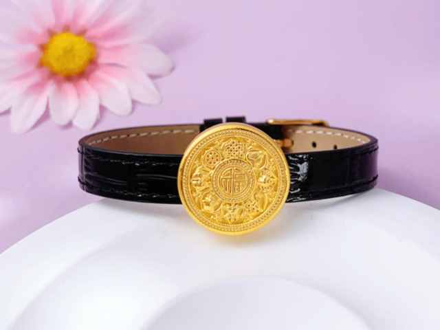 3月19日莱音珠宝黄金1551元/克 金条报1551元/克