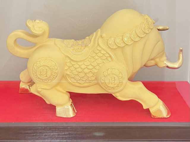 3月5日莱音珠宝黄金价格报1599元/克 较上一日保持不变