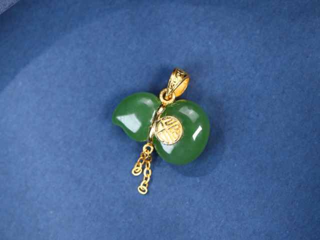 2026年4月7日萃华珠宝收盘报7.12元上涨0.14%