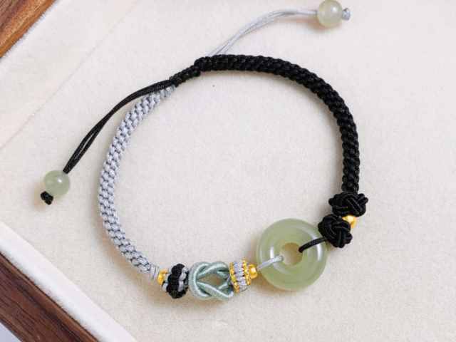 齐鲁金店铂金多少钱一克（2026年02月02日）