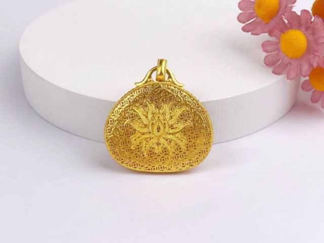 长春潮宏基今日黄金价格查询（2026年2月5日）