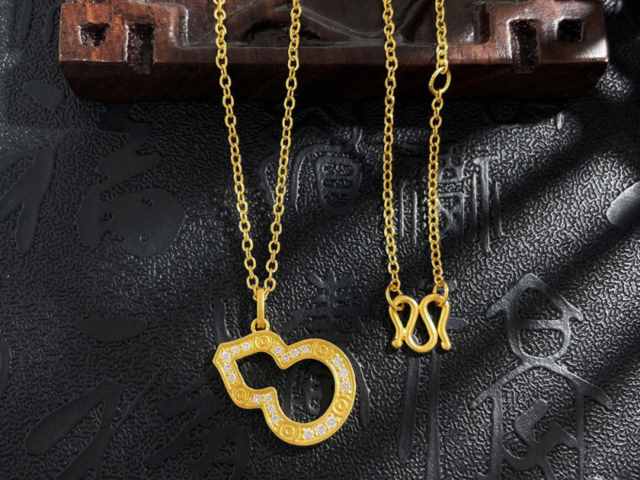 今日珠宝品牌铂金价格多少钱一克(2026年2月28日)