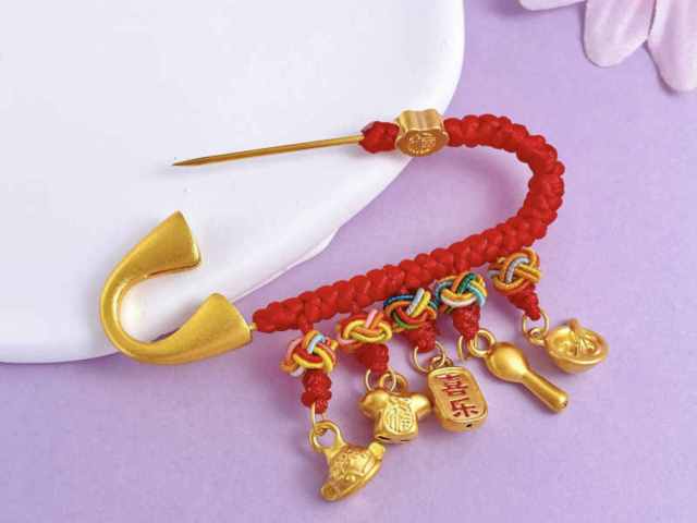 美伊关系降至冰点现货银疯涨