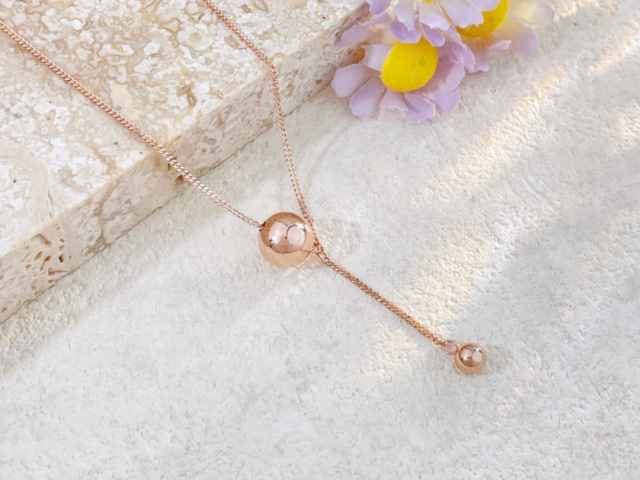 沃什提名再考美联储独立性 现货金探底4400后强势反抽