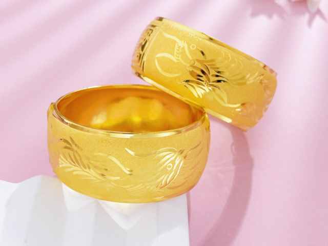 周生生黄金价格今天多少一克（2026年2月14日）