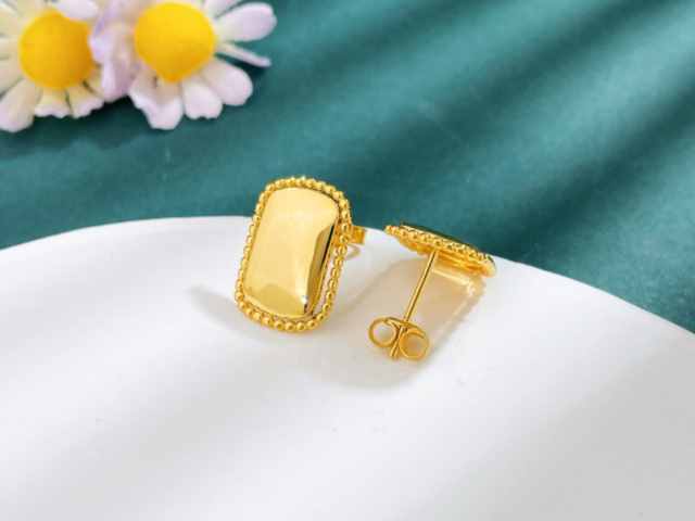 今日香港黄金价格查询(2026年4月10日)