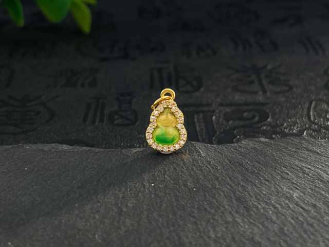 今日沈阳老凤祥黄金价格查询（2026年2月3日）