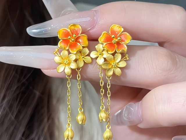 【黄金期货收评】特朗普提名沃什执掌美联储 沪金日内上涨0.63%