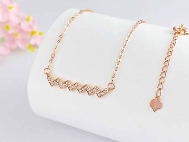 亚一黄金价格今天多少一克(2026年2月5日)