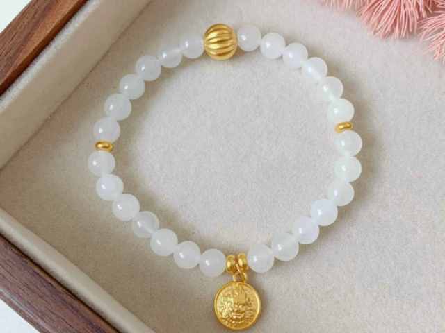 谢瑞麟内地金饰价格多少一克（2026年02月11日）