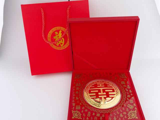 香港六福铂金多少钱一克（2026年4月18日）