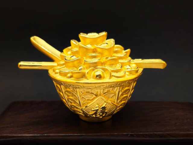 3月9日老凤祥黄金价格报1570元/克 较上一日下跌13元/克