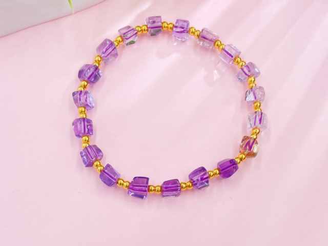 今日南京老凤祥黄金价格查询（2026年1月22日）