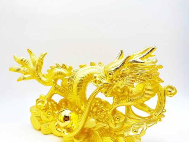 白银涨1.85%且供需缺撑长期升势