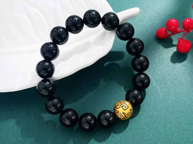 太原周生生今日黄金价格多少钱一克（2026年2月23日）