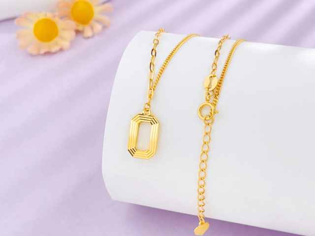 3月19日山东黄金股票走弱 跌超7.04%