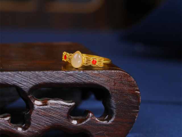 德政经界激辩“黄金回家”沪金飙升